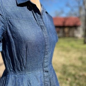 J crew denim dress with pockets